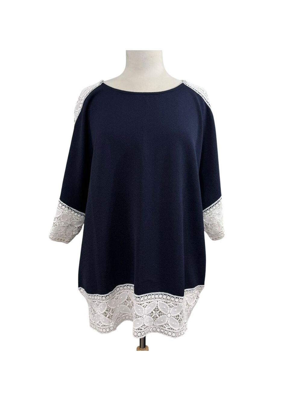 Women's Suzanne Betro Top L Navy White